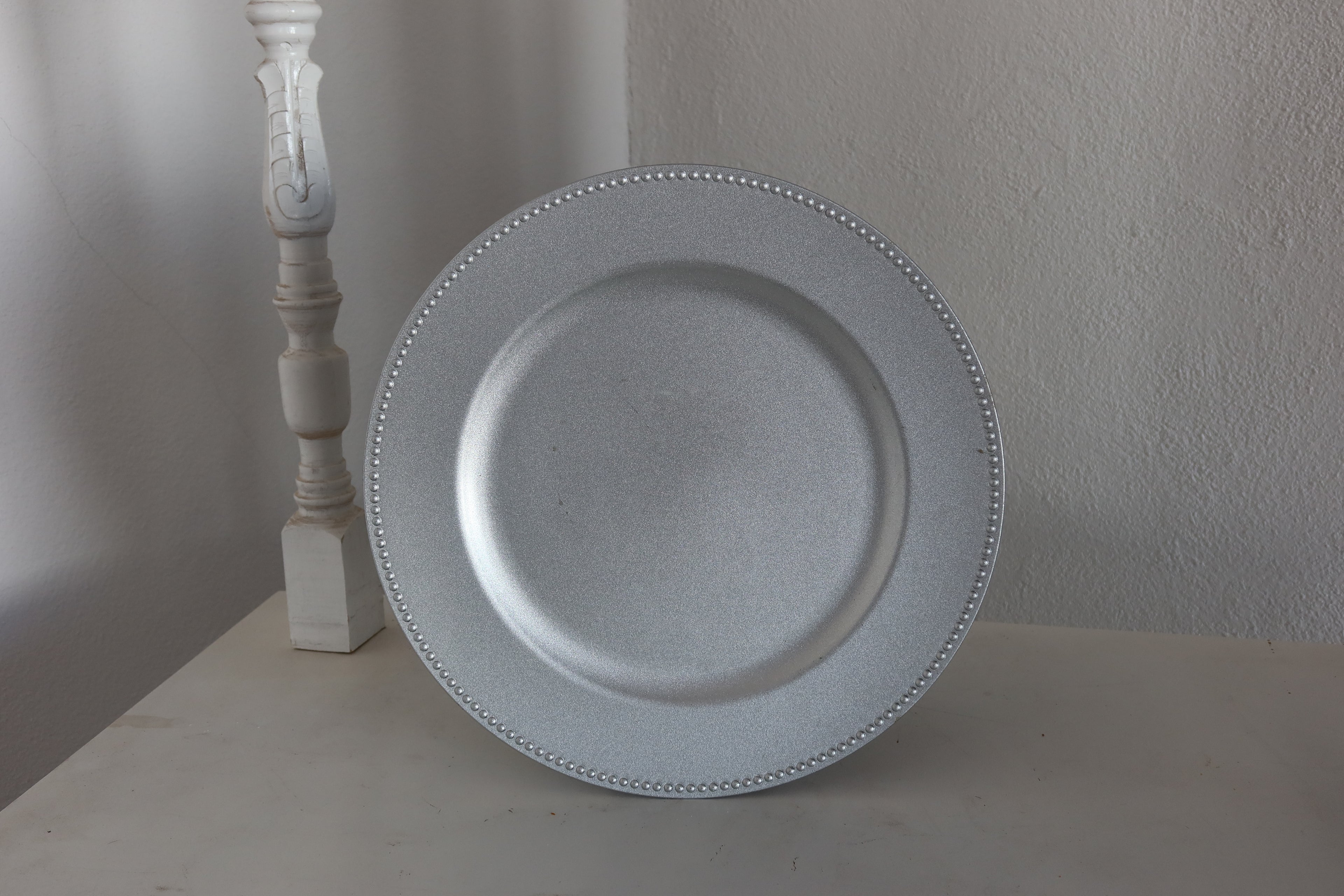 Plato base plateado